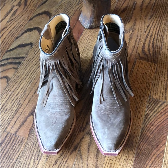 Worn once J B Dillon size 7.5 - Picture 2 of 3